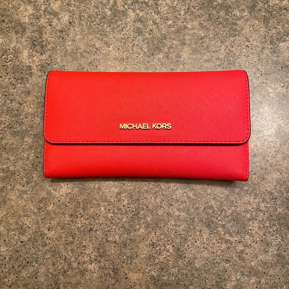 Michael Kors Jet Set Wallet